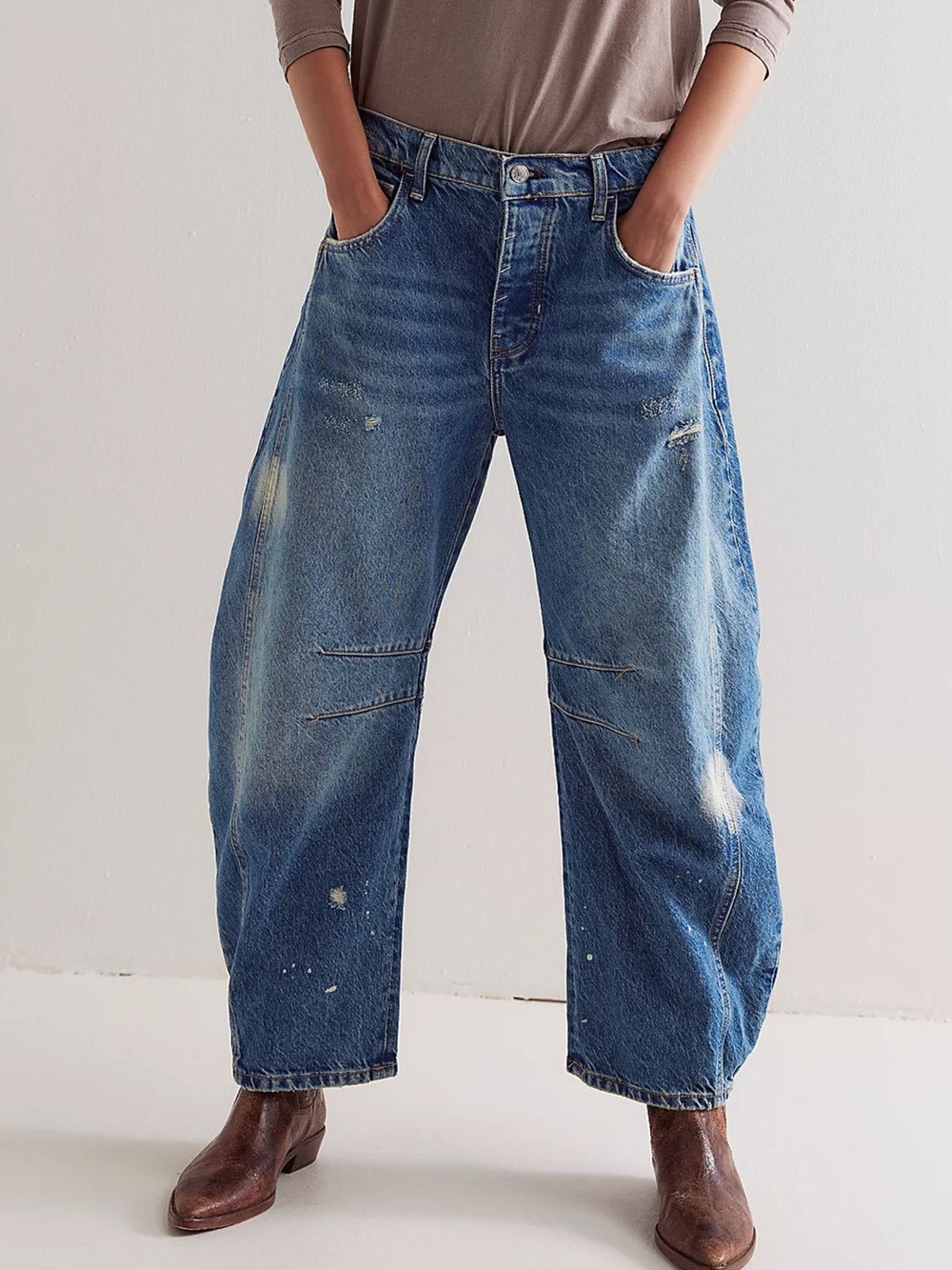 NWT FREE PEOPLE WE THE FREE Good Luck Barrel Jeans | Mid Wash/Bleach MSRP $98